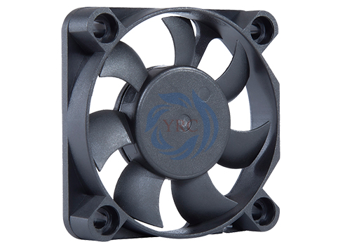 What is the detection method of the computer DC fan?